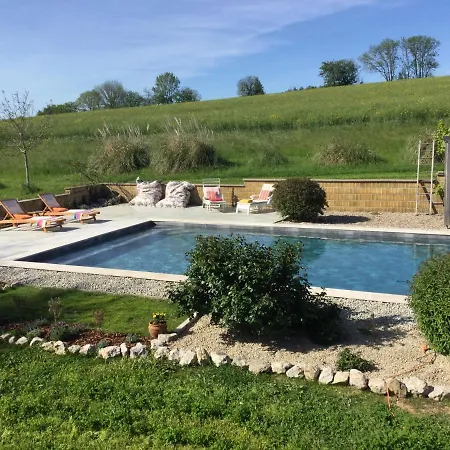 D'hotes De La Plano Bed & Breakfast