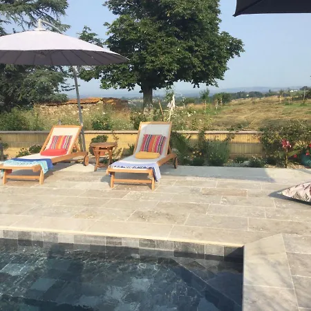 D'hotes De La Plano Bed & Breakfast